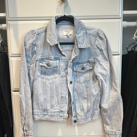 Puff sleeve Light Blue Denim Jacket - Avara staple! - Picture 1 of 2